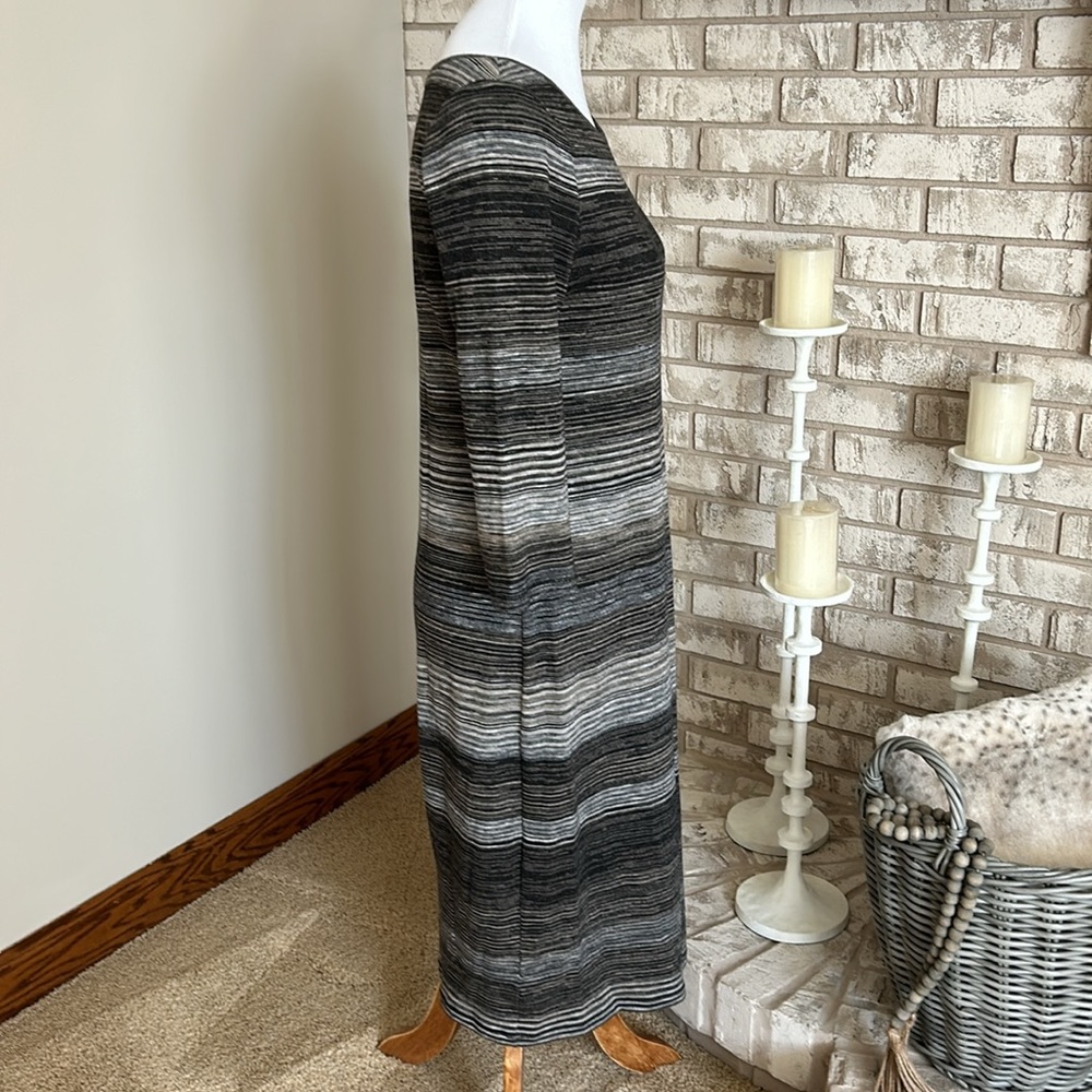 Loft dress - Picture 3 of 5